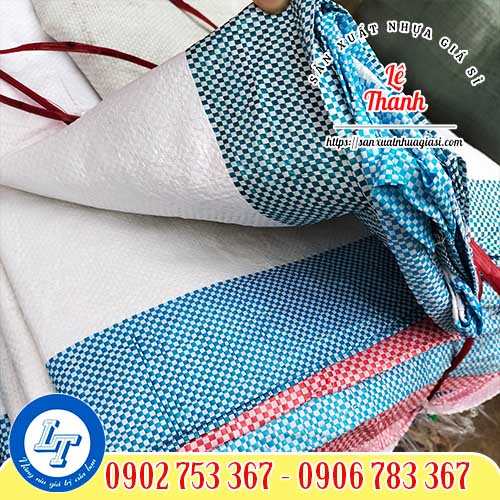 Bao cám cũ dày dặn, sạch và giá rẻ Bao cám cũ dày dặn, sạch và giá rẻ