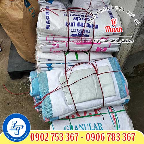 Bao cám cũ chuyên dùng để đóng hàng hóa, đựng tro trấu trong nông nghiệp Bao cám cũ chuyên dùng để đóng hàng hóa, đựng tro trấu trong nông nghiệp