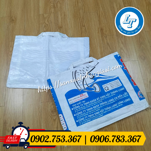 Giỏ xách trắng có quai Giỏ xách trắng có quai