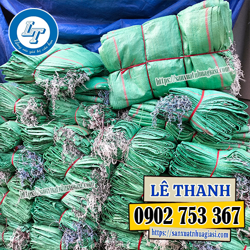 Bao đá xanh sọc viền đỏ