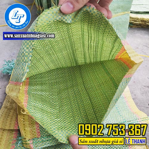 Bao tải đựng gạo có cấu tạo đơn giản