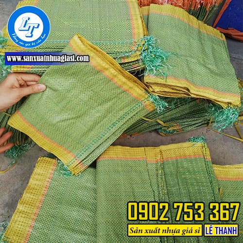 Bao tải đựng gạo được may viền chắc chắn