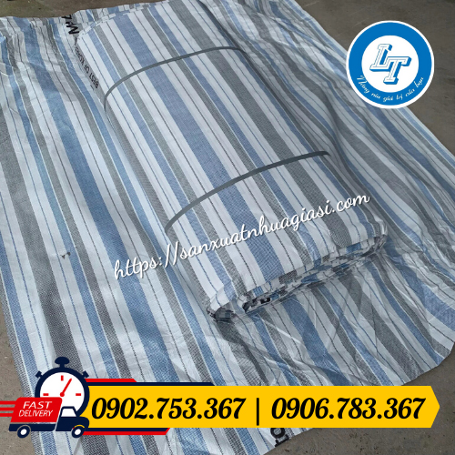 Bạt nhựa mã lai được đóng gói thành cuộn Bạt nhựa mã lai được đóng gói thành cuộn