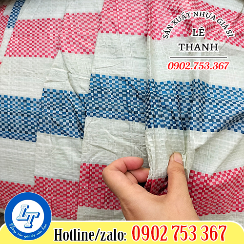 Bạt nhựa công trình chất lượng vừa phải