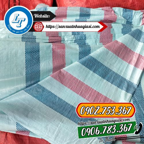 bạt sọc công trình 3 màu trắng, xanh, đỏ bạt sọc công trình 3 màu trắng, xanh, đỏ