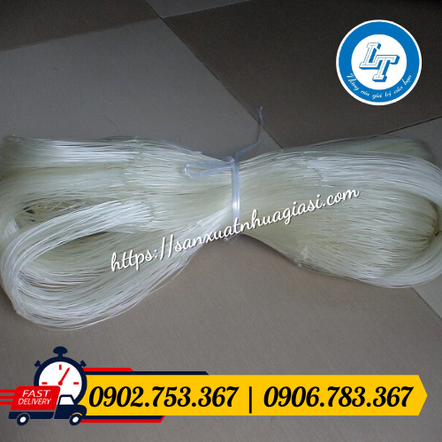 1 bó lưới nhựa trắng giá dao động từ 250 ngàn đến 280 ngàn 1 bó lưới nhựa trắng giá dao động từ 250 ngàn đến 280 ngàn