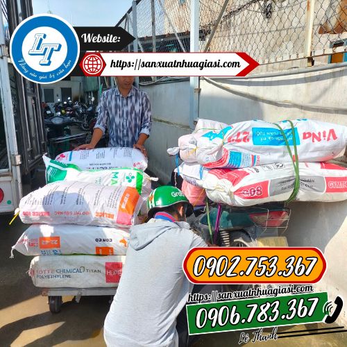 Buôn bán sỉ giấy kiếng gói quà Buôn bán sỉ giấy kiếng gói quà