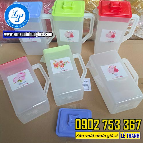 Ca trà đá vuông Ca trà đá vuông