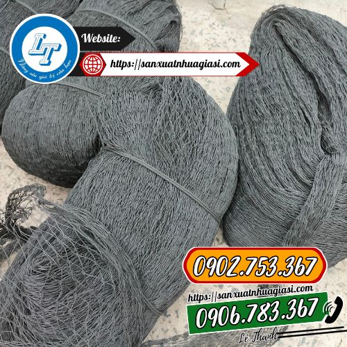 Các cuộn lưới rào gà đen Các cuộn lưới rào gà đen