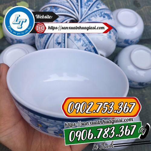 Chén được thiết kế sâu lòng, có độ bền cao Chén được thiết kế sâu lòng, có độ bền cao