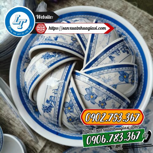 Chén nhựa tròn bông xanh Chén nhựa tròn bông xanh