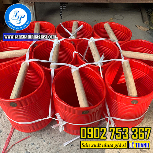 Chuyên sỉ gàu nhựa múc nước giá rẻ Chuyên sỉ gàu nhựa múc nước giá rẻ