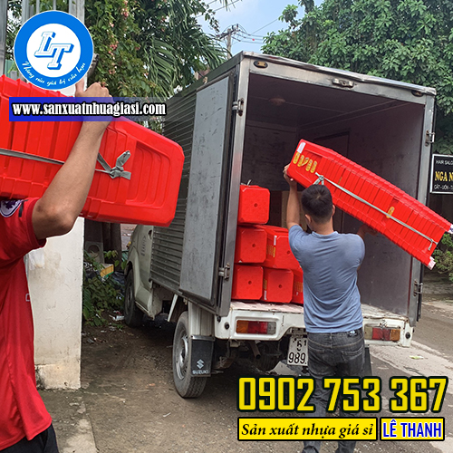 Có hỗ trợ giao hàng ghế nhựa Có hỗ trợ giao hàng ghế nhựa