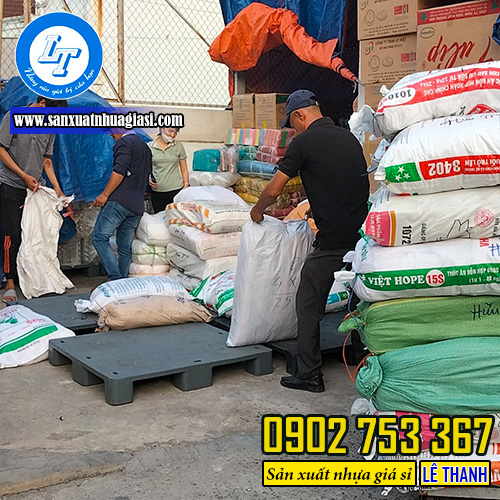 Cơ sở phân phối túi đựng ly gai Cơ sở phân phối túi đựng ly gai