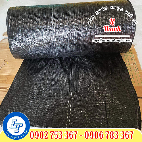 Cuộn bạt phủ chống cỏ dày dặn, độ bền cao Cuộn bạt phủ chống cỏ dày dặn, độ bền cao