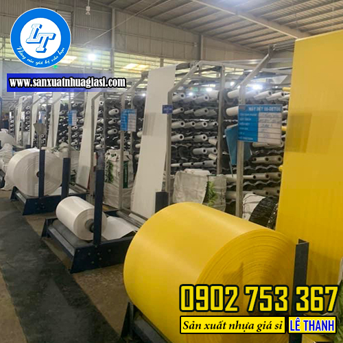 Cuộn pp dệt tại kho xưởng Cuộn pp dệt tại kho xưởng