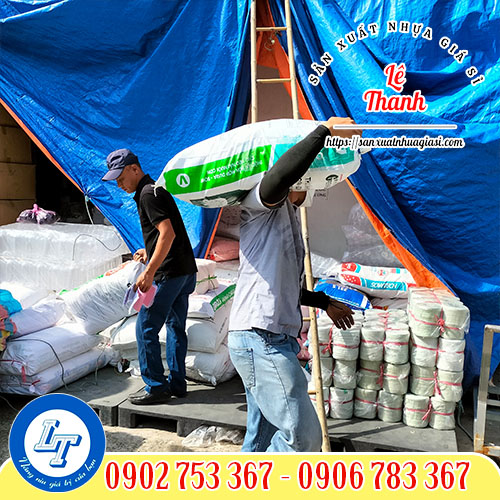 Đội ngũ giao hàng túi xốp Lê Thanh Đội ngũ giao hàng túi xốp Lê Thanh