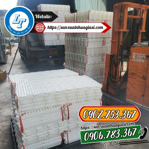 Đơn giao sàn nhựa cho khách Đơn giao sàn nhựa cho khách