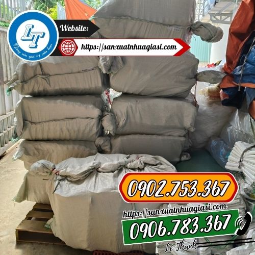 Đóng hàng thau nhựa giao cho khách Đóng hàng thau nhựa giao cho khách