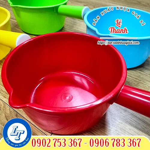 Gáo múc nước có cấu tạo sâu lồng Gáo múc nước có cấu tạo sâu lồng