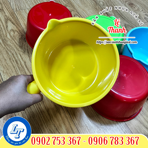 Gáo nhựa múc nước Gáo nhựa múc nước