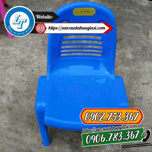 Thiết kế của ghế nhựa trẻ em Thiết kế của ghế nhựa trẻ em