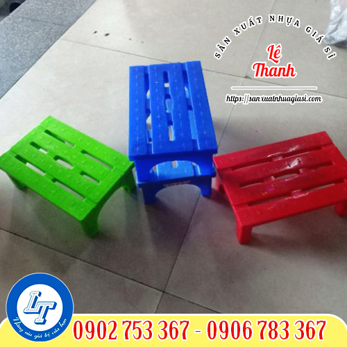 Ghế thẻ nhiều màu Ghế thẻ nhiều màu