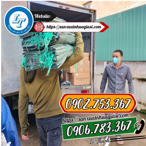 Giao hàng cho khách tại Lê Thanh Giao hàng cho khách tại Lê Thanh