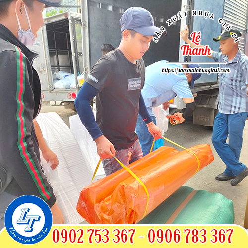 Giao bạt nhựa giá sỉ rẻ Giao bạt nhựa giá sỉ rẻ