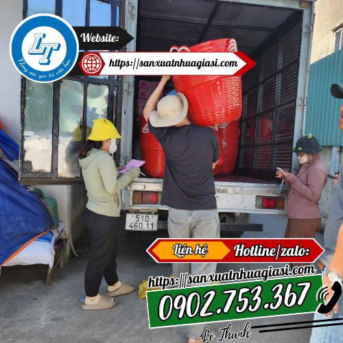 Giao cần xé nhựa màu đỏ Giao cần xé nhựa màu đỏ