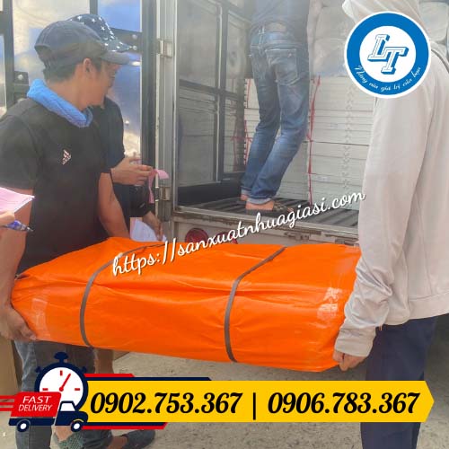 Giao cuộn bạt xanh cam giá rẻ Giao cuộn bạt xanh cam giá rẻ