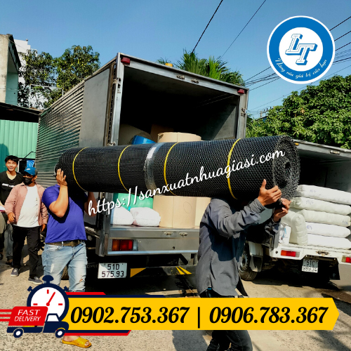 Giao cuộn lưới nhựa đen 2m Giao cuộn lưới nhựa đen 2m