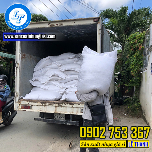 Giao đơn đầu tấn lưới rào gà cho khách Giao đơn đầu tấn lưới rào gà cho khách