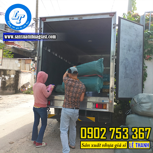 Giao đơn 200 cái sọt cho khách Giao đơn 200 cái sọt cho khách