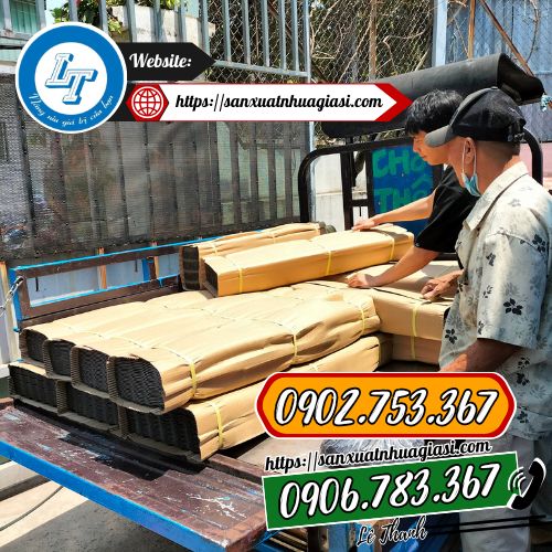 Giao đơn hàng tấm bầu ươm cây giá rẻ Giao đơn hàng tấm bầu ươm cây giá rẻ