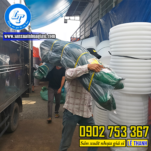 Giao đơn lưới che nắng cho khách Giao đơn lưới che nắng cho khách