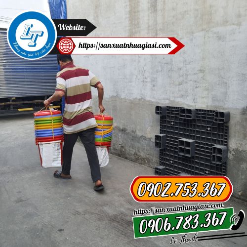 Giao đơn xô nhựa bông 5l Giao đơn xô nhựa bông 5l