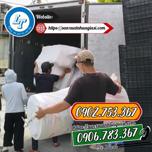 Giao giỏ nắp có quai cho khách Giao giỏ nắp có quai cho khách