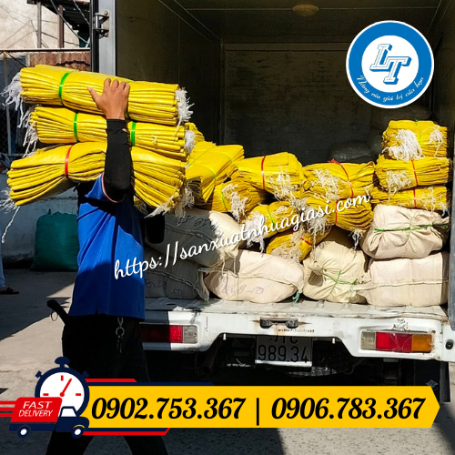 Giao hàng bao tải dứa đóng hàng Giao hàng bao tải dứa đóng hàng