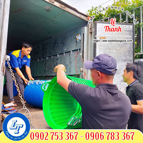 Giao hàng cần xé nhựa 25kg giá sỉ rẻ Giao hàng cần xé nhựa 25kg giá sỉ rẻ