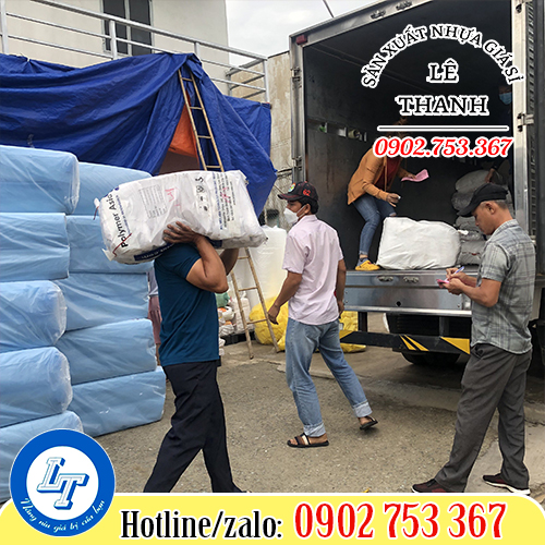 Hỗ trợ giao hàng miễn phí túi xốp 2 quai khu vực HCM