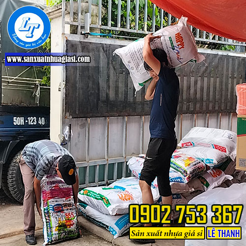 Giao hàng sỉ giá rẻ túi ép quai Giao hàng sỉ giá rẻ túi ép quai