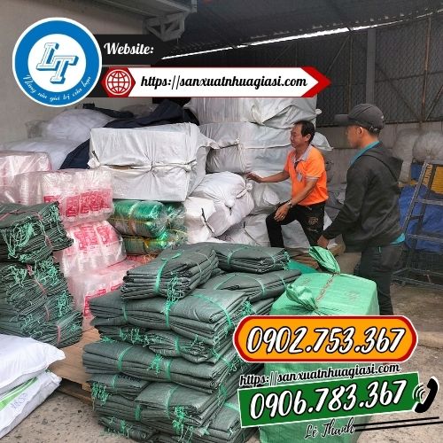 Giao hàng đồ nhựa dùng 1 lần Giao hàng đồ nhựa dùng 1 lần