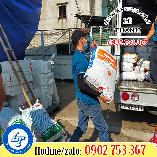 Giao hàng túi pe zin cho khách Giao hàng túi pe zin cho khách