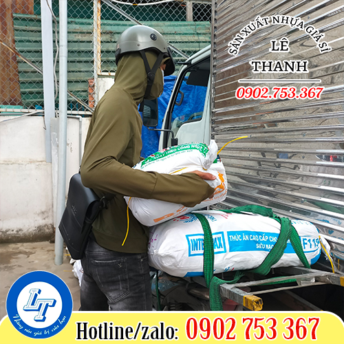 Giao hàng túi xốp bóng đen giá rẻ Giao hàng túi xốp bóng đen giá rẻ