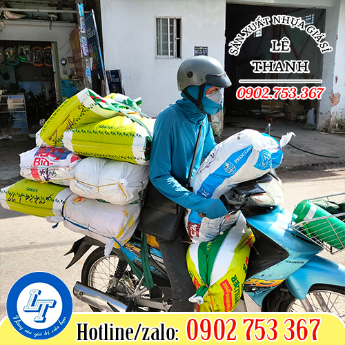 Giao hàng túi xốp gai giá sỉ rẻ cho khách Giao hàng túi xốp gai giá sỉ rẻ cho khách