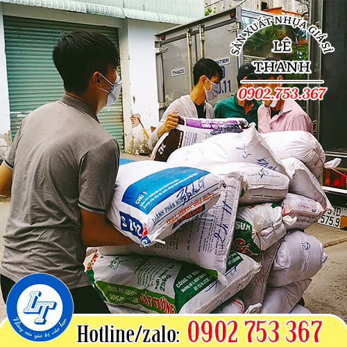 Giao hàng túi zip chỉ đỏ Lê Thanh Giao hàng túi zip chỉ đỏ Lê Thanh