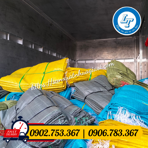 Giao sỉ bao tải dứa nhiều màu, nhiều kích thước Giao sỉ bao tải dứa nhiều màu, nhiều kích thước