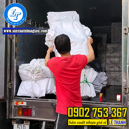 Giao sỉ giỏ xách cám cò cho khách Giao sỉ giỏ xách cám cò cho khách