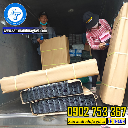 Giao sỉ bầu ươm cây thông minh Giao sỉ bầu ươm cây thông minh